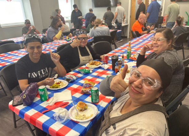 美國(guó)莫頓工廠舉辦員工感謝會(huì)